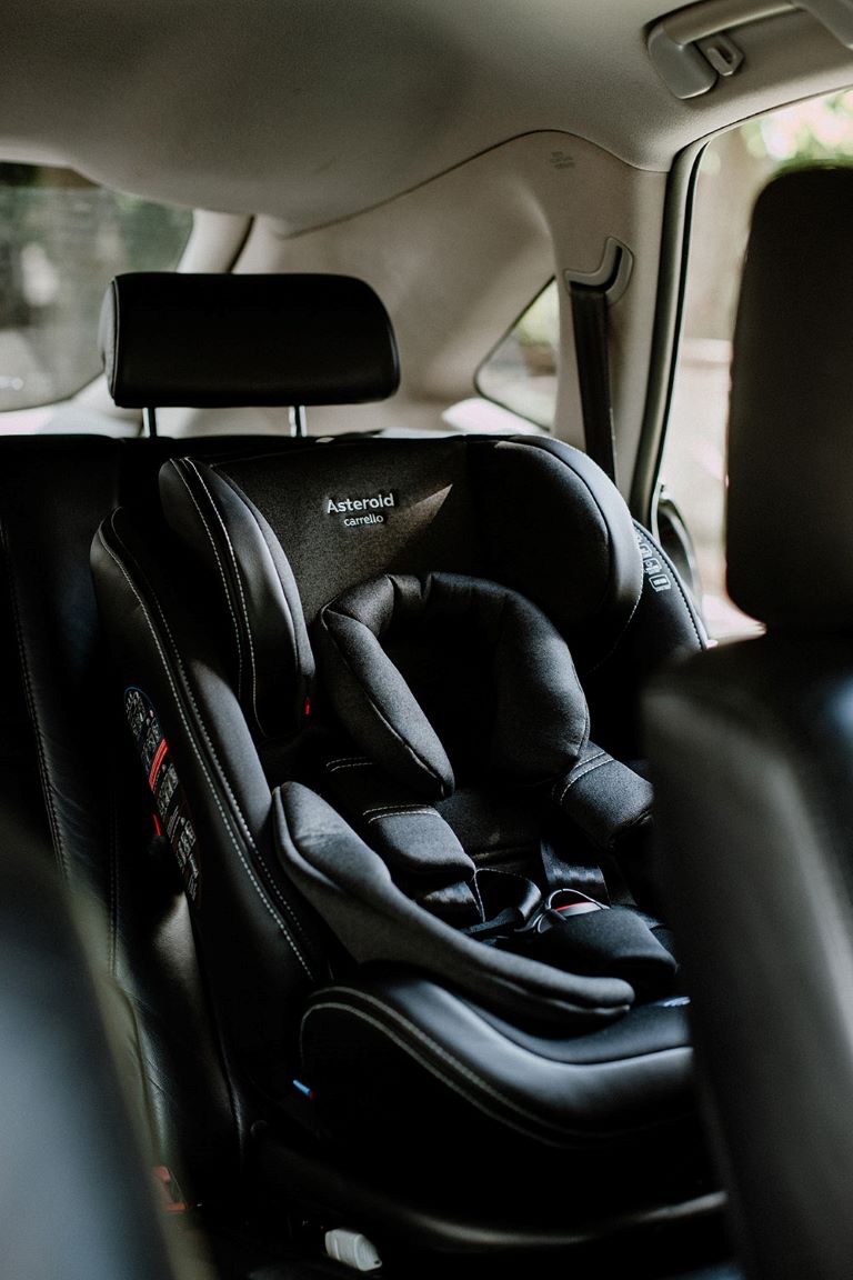 Carrello's Space Ride, or How a toddler made friends with a car Seat 4