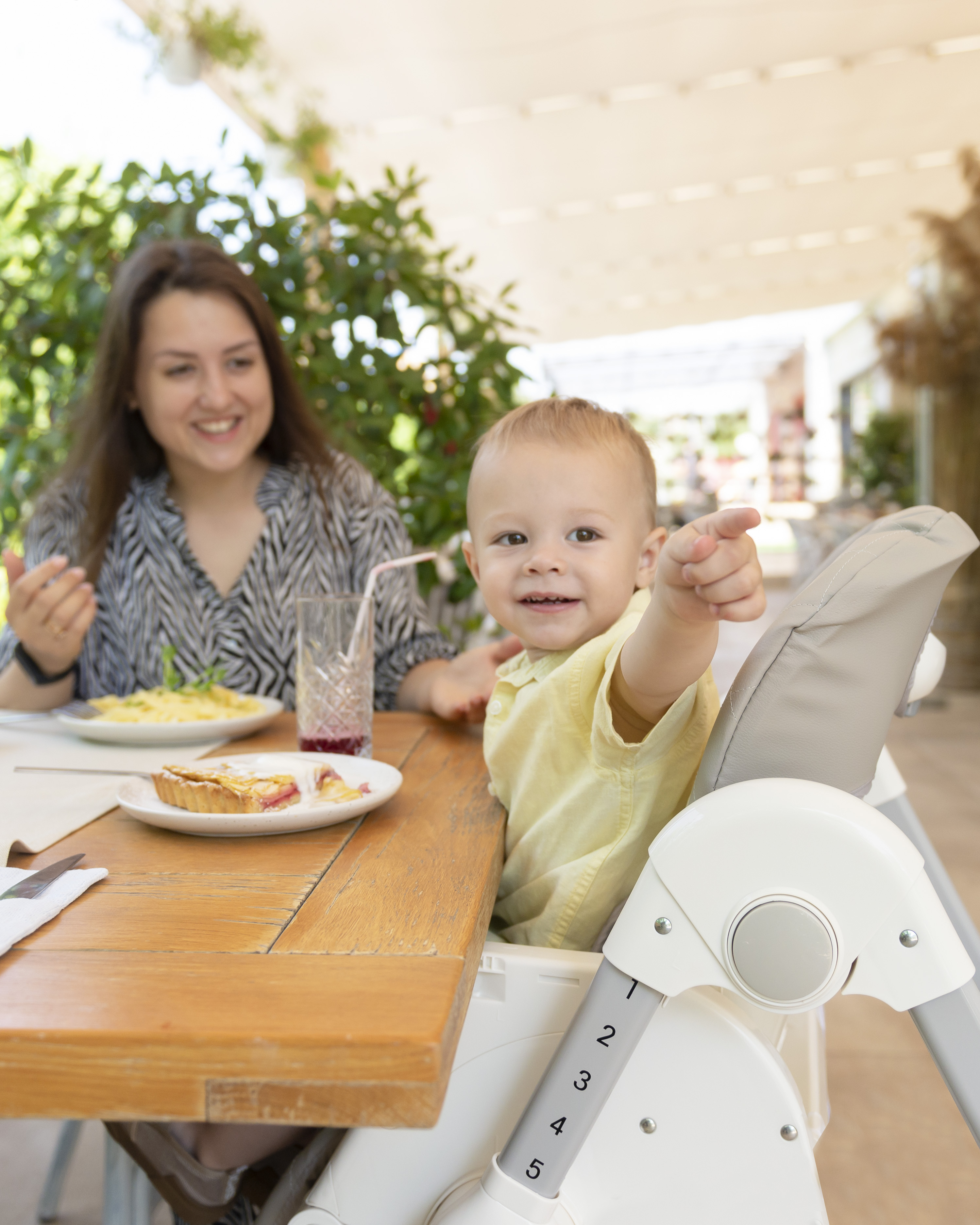 Adults, are you being reprimanded, or How to help a child become smart by playing 4