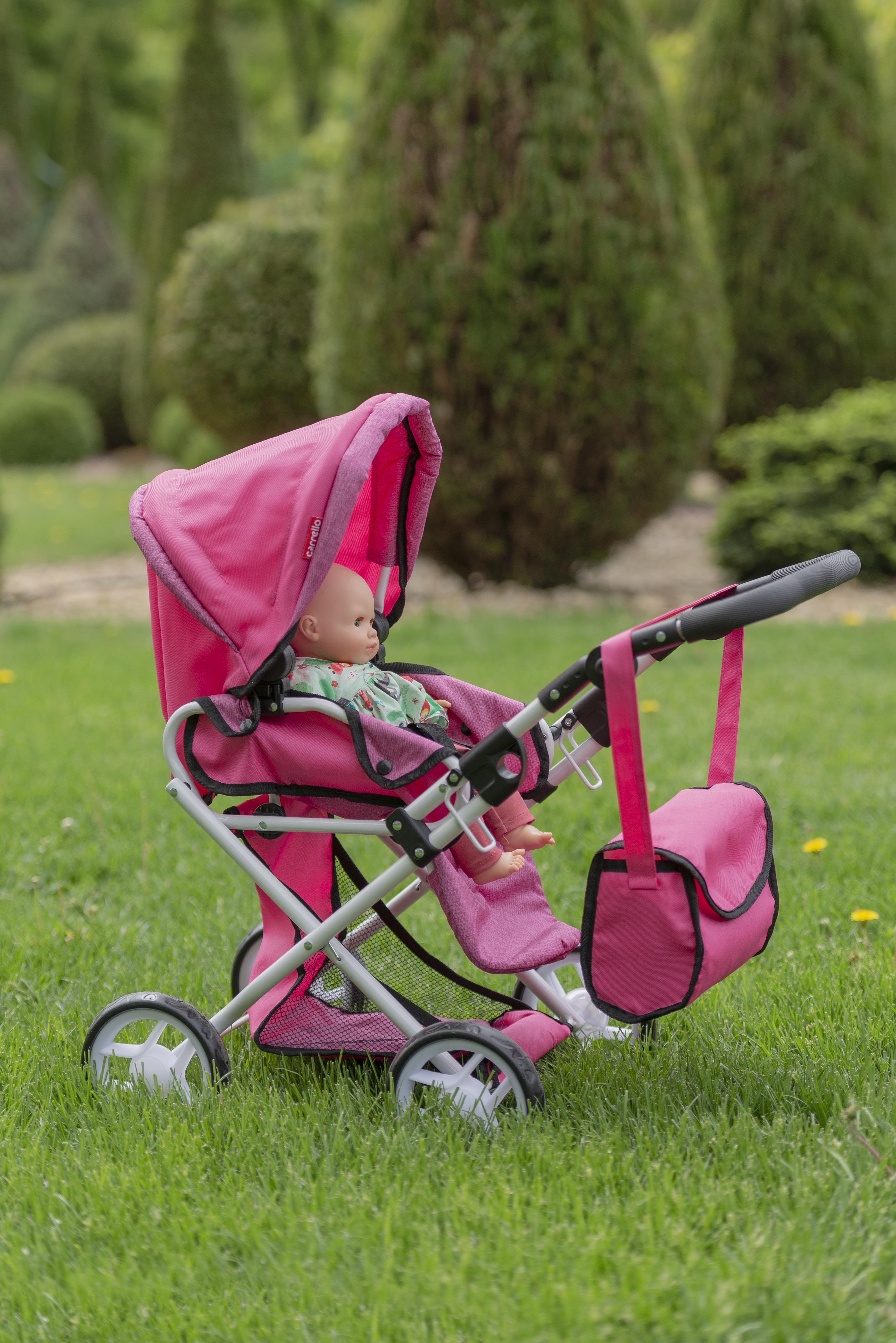 Mom, the stroller, and me. Five stories about almost adult life 9